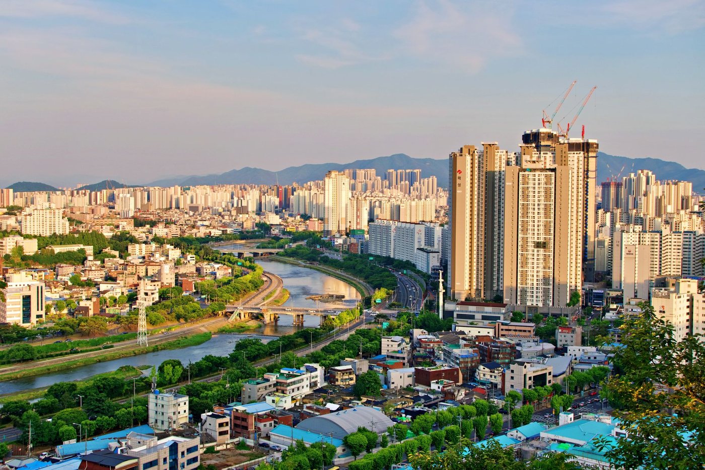 대구 동성로 중앙로역 일대 거리 전경