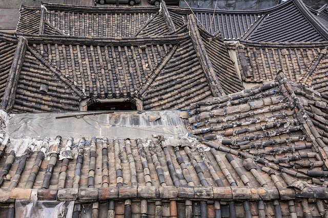 Traditional hanok rooftops in Seoul