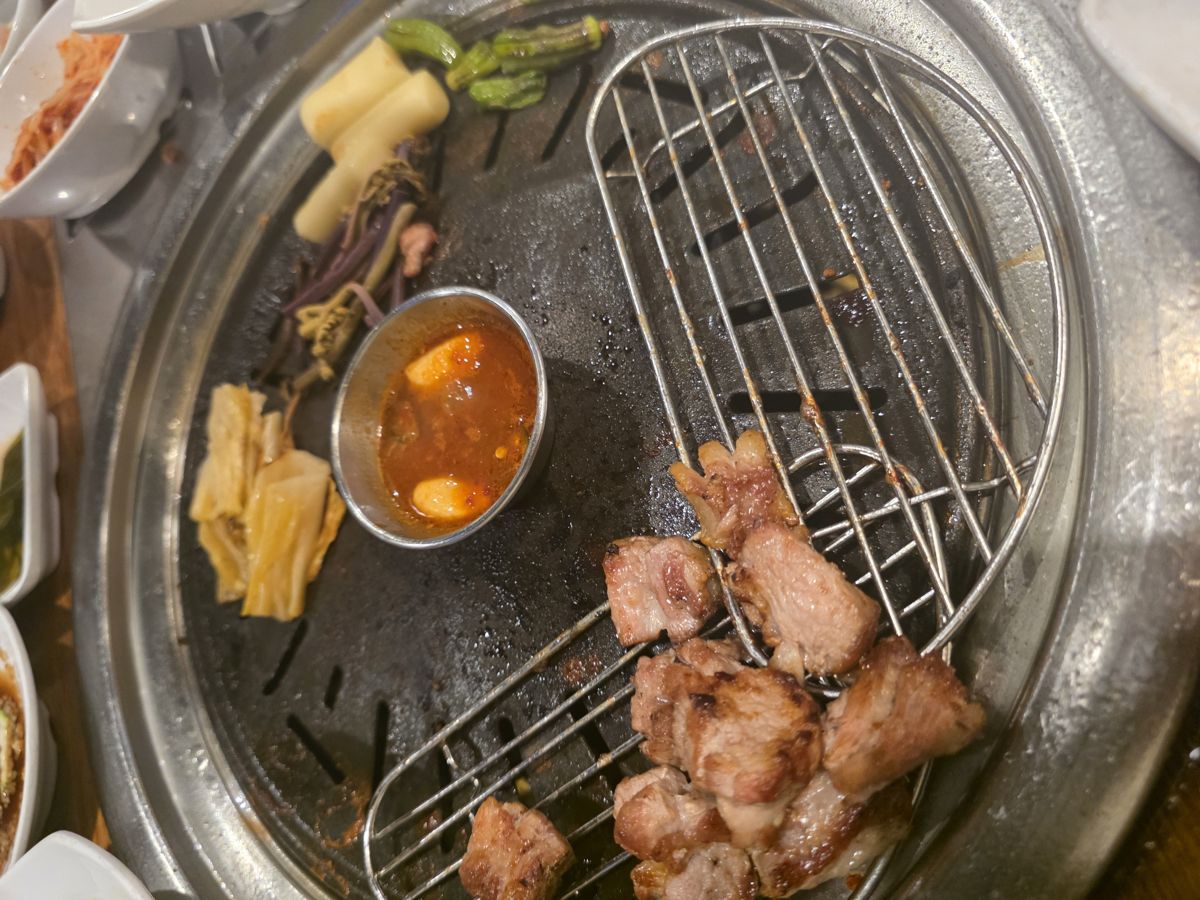 서울 태자신당 상담 후 근처 삼겹살집에서 구운 삼겹살